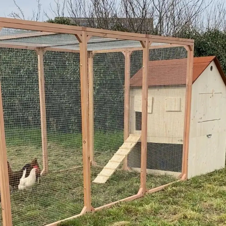 Poulailler sur pilotis 15 poules et son enclos XXL La Madera